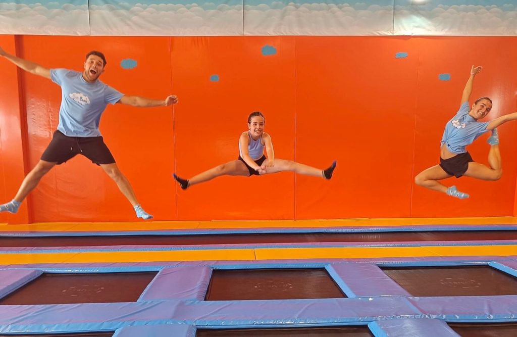 Jumping Sky Park Vinaròs - Clases de Acrobacias y Extraescolares in Sant Mateu