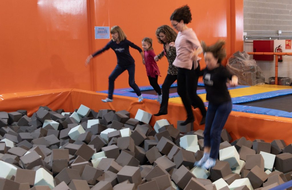 Jumping Sky Park Vinaròs - Clases de Acrobacias y Extraescolares in Tortosa